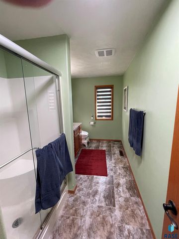 4309 S Pillsberry Ave Avenue, Sioux Falls, SD 57103