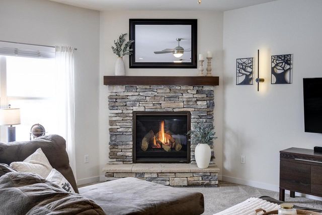 6662 Dusky Glen, Windsor, WI 53598