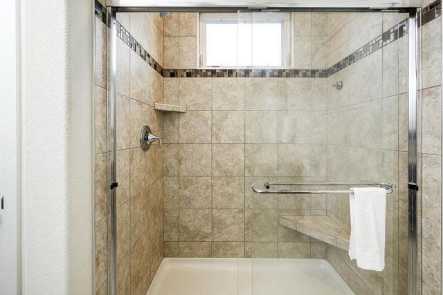 6662 Dusky Glen, Windsor, WI 53598