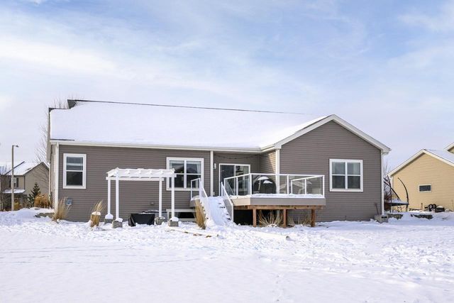 6662 Dusky Glen, Windsor, WI 53598