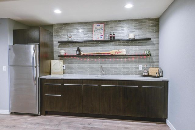 6662 Dusky Glen, Windsor, WI 53598