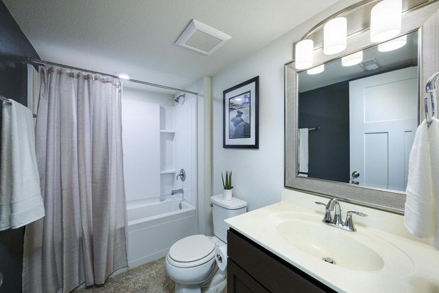 6662 Dusky Glen, Windsor, WI 53598