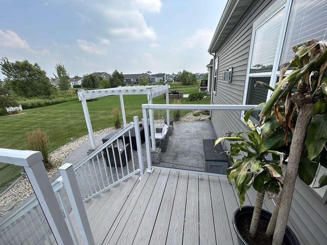 6662 Dusky Glen, Windsor, WI 53598