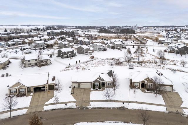 6662 Dusky Glen, Windsor, WI 53598