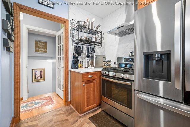 4303 Virginia Avenue Se, Charleston, WV 25304