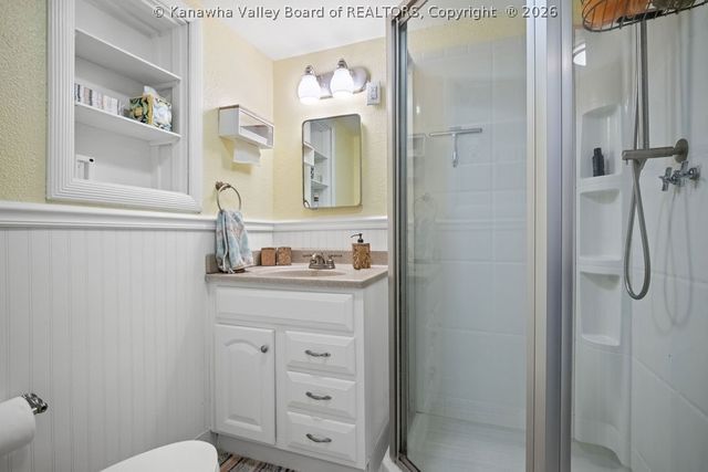 4303 Virginia Avenue Se, Charleston, WV 25304