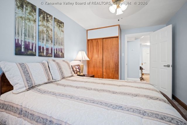 4303 Virginia Avenue Se, Charleston, WV 25304