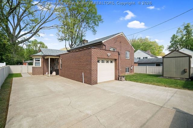 4303 Virginia Avenue Se, Charleston, WV 25304