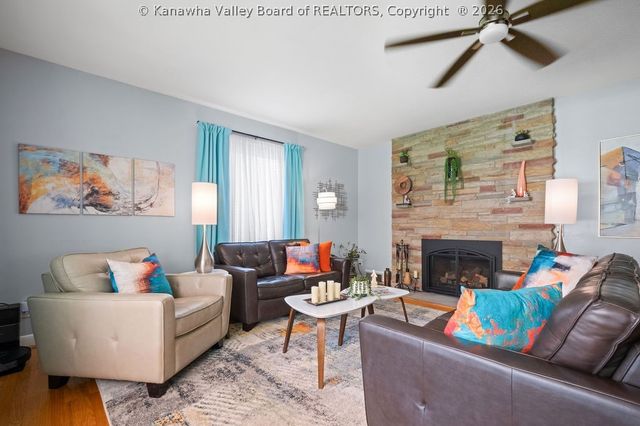 4303 Virginia Avenue Se, Charleston, WV 25304