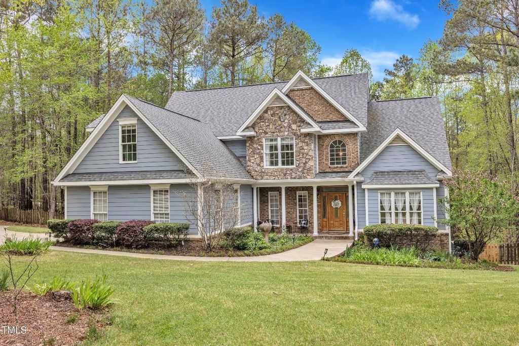 250 Highview Drive, Youngsville, NC 27596