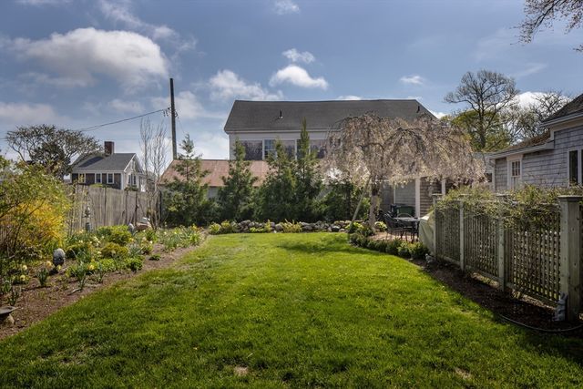 31 Main St, Marion, MA 02738
