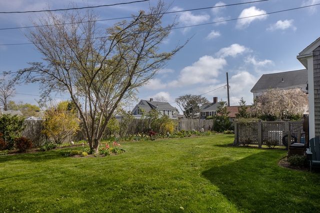 31 Main St, Marion, MA 02738