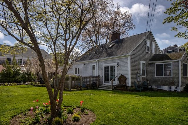 31 Main St, Marion, MA 02738