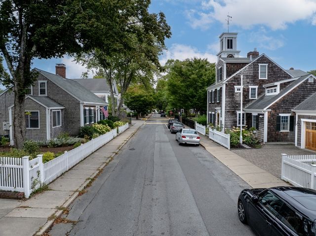 31 Main St, Marion, MA 02738