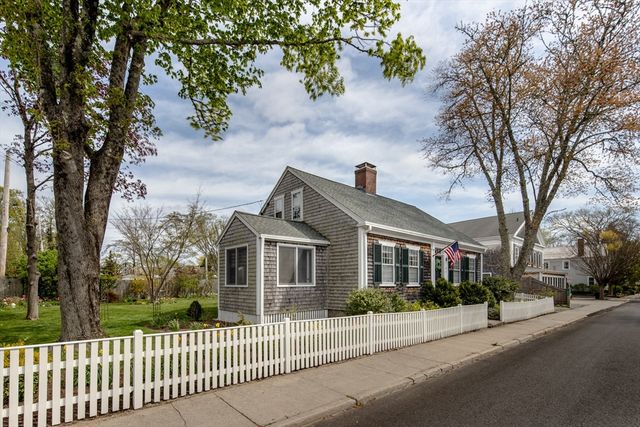 31 Main St, Marion, MA 02738