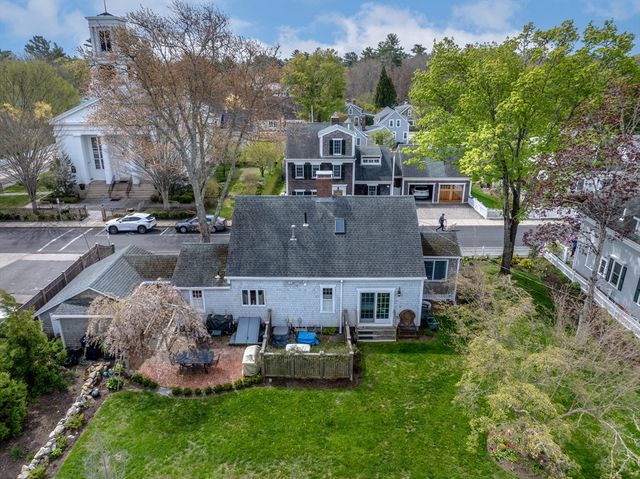 31 Main St, Marion, MA 02738