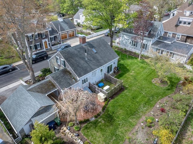 31 Main St, Marion, MA 02738