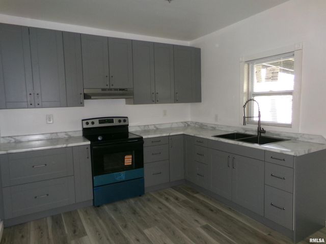 402 N Cochran Street, West Frankfort, IL 62896