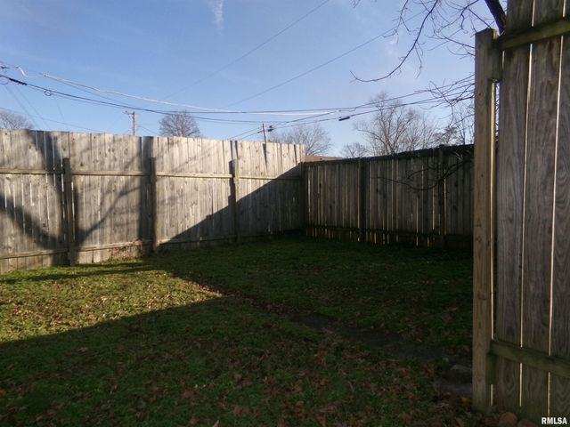 402 N Cochran Street, West Frankfort, IL 62896