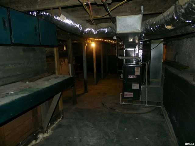 402 N Cochran Street, West Frankfort, IL 62896