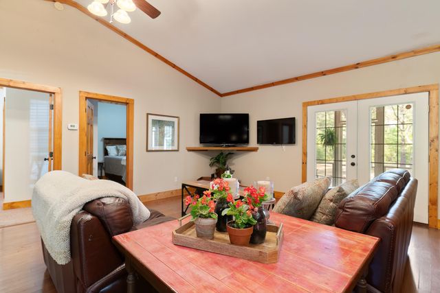 4353 Poverty Creek Road, Crestview, FL 32539