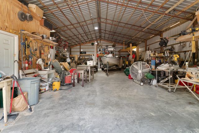 4353 Poverty Creek Road, Crestview, FL 32539