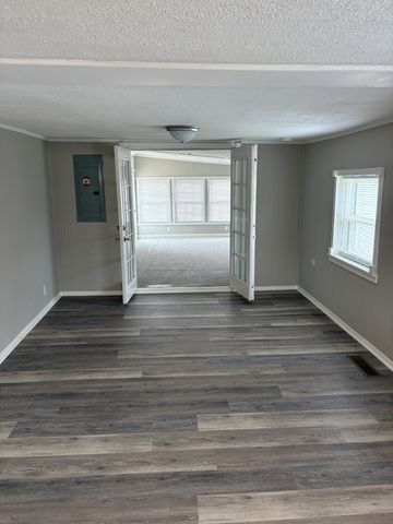 3224 Short Mountain Rd, Mcminnville, TN 37110