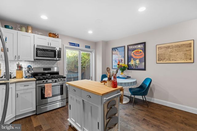 2243 LEAGUE ST, Philadelphia, PA 19146
