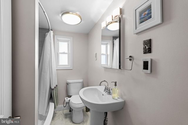 2243 LEAGUE ST, Philadelphia, PA 19146