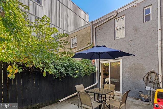 2243 LEAGUE ST, Philadelphia, PA 19146