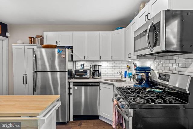 2243 LEAGUE ST, Philadelphia, PA 19146