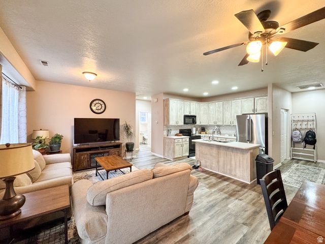 6920 W ASHBY WAY, West Valley City, UT 84128