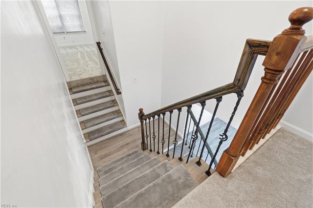 4 Eaver CT, Portsmouth, VA 23703