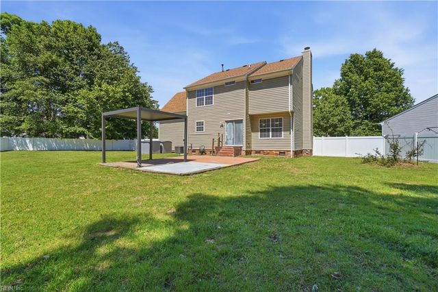 4 Eaver CT, Portsmouth, VA 23703