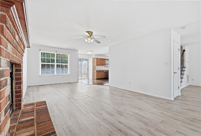 4 Eaver CT, Portsmouth, VA 23703