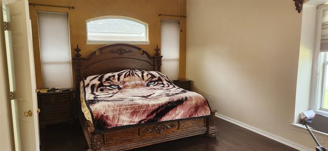 809 Forest Hollow Drive, Hurst, TX 76053