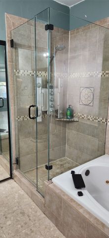 809 Forest Hollow Drive, Hurst, TX 76053