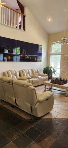 809 Forest Hollow Drive, Hurst, TX 76053