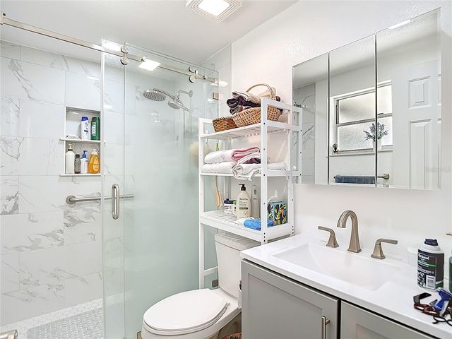 19014 SUNLAKE BOULEVARD, Lutz, FL 33558