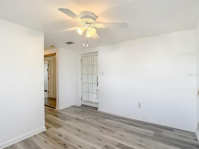 19014 SUNLAKE BOULEVARD, Lutz, FL 33558