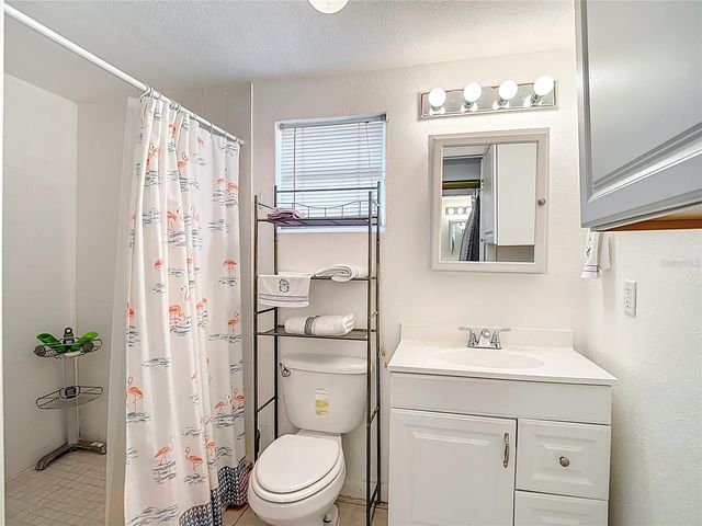 19014 SUNLAKE BOULEVARD, Lutz, FL 33558