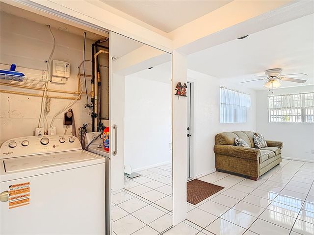 19014 SUNLAKE BOULEVARD, Lutz, FL 33558