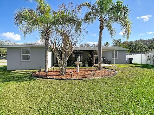 19014 SUNLAKE BOULEVARD, Lutz, FL 33558