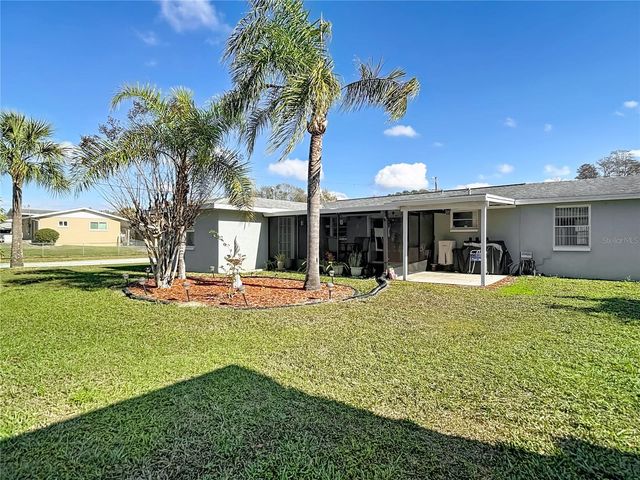 19014 SUNLAKE BOULEVARD, Lutz, FL 33558