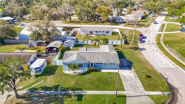 19014 SUNLAKE BOULEVARD, Lutz, FL 33558