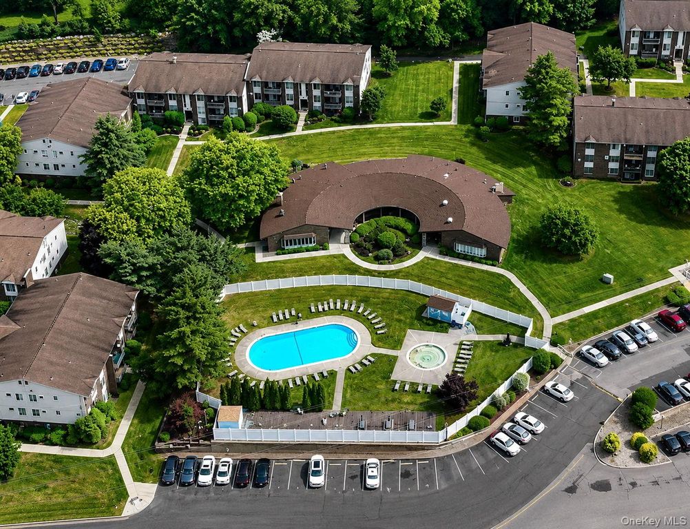95 Country Club Lane, Pomona, NY 10970