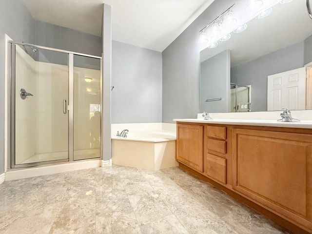 5450 E Deer Valley Drive Unit 1006, Phoenix, AZ 85054