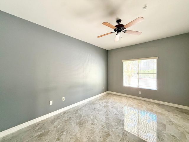 5450 E Deer Valley Drive Unit 1006, Phoenix, AZ 85054