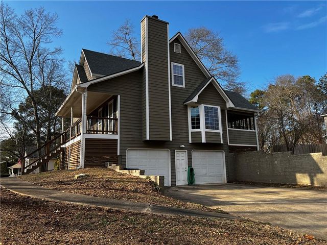 40 Stratford Drive, Douglasville, GA 30134