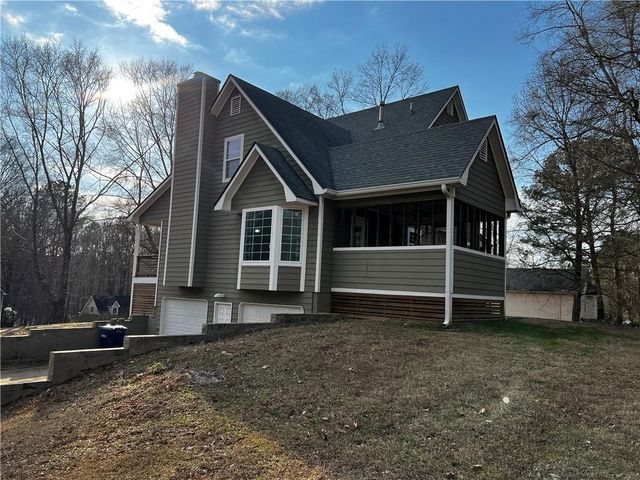 40 Stratford Drive, Douglasville, GA 30134